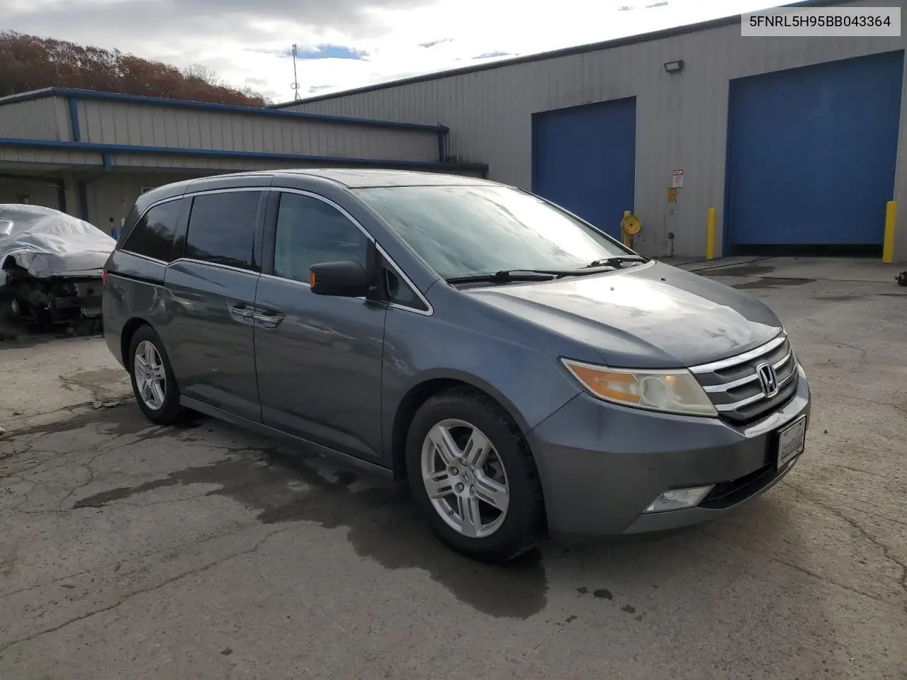 5FNRL5H95BB043364 2011 Honda Odyssey Touring