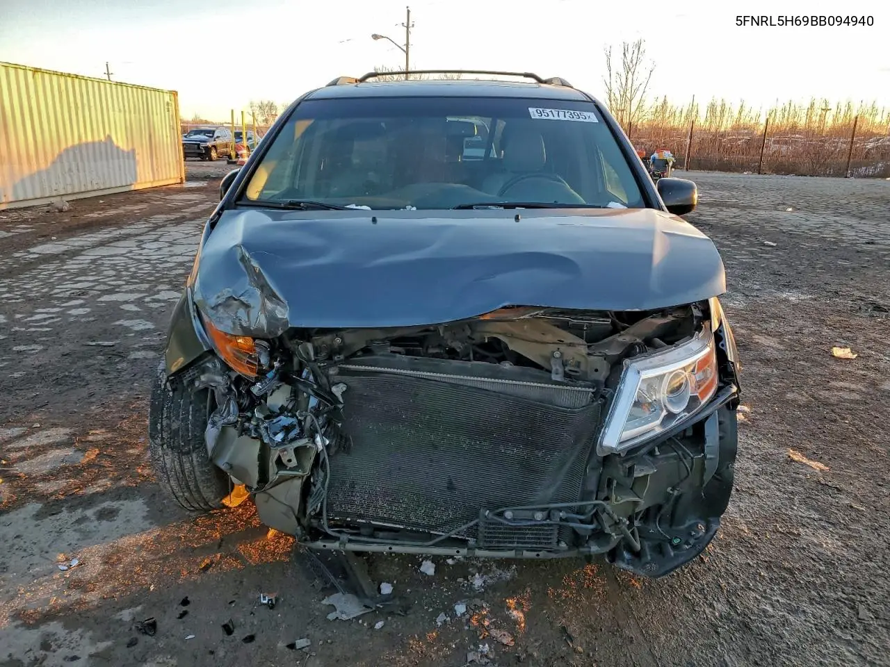 5FNRL5H69BB094940 2011 Honda Odyssey Exl