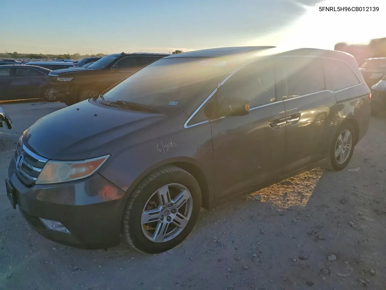 5FNRL5H96CB012139 2012 Honda Odyssey Touring