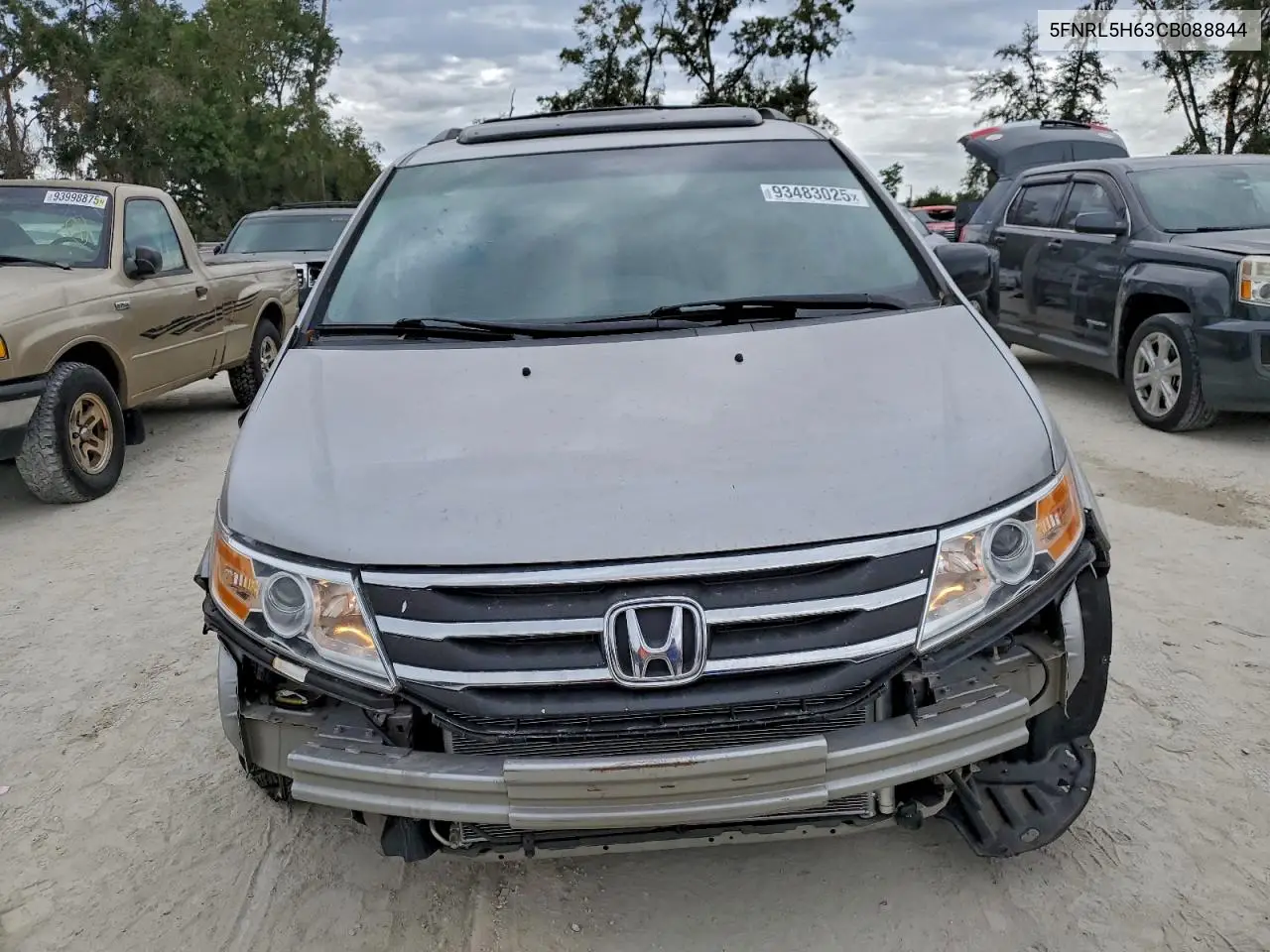5FNRL5H63CB088844 2012 Honda Odyssey Exl