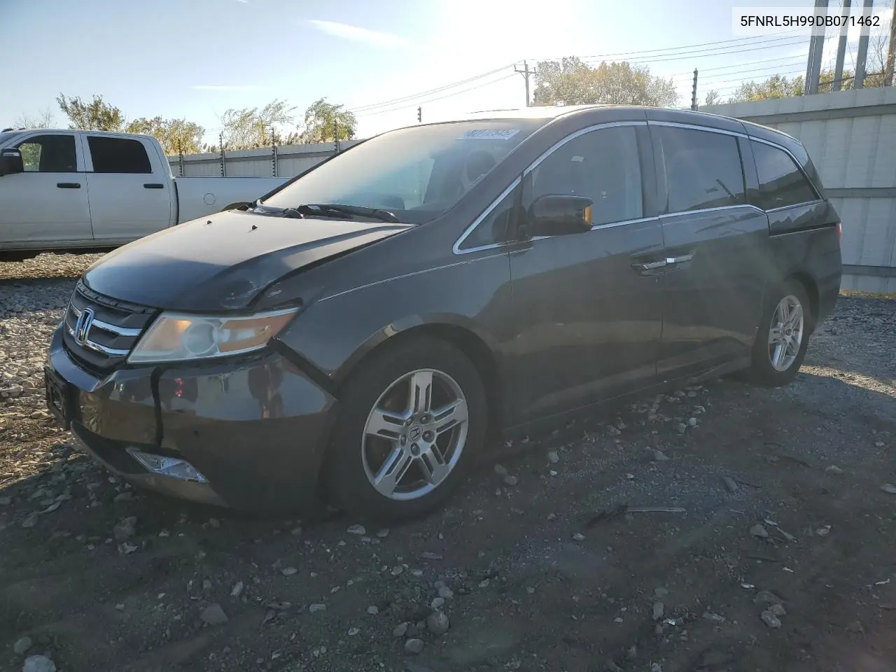 5FNRL5H99DB071462 2013 Honda Odyssey Touring