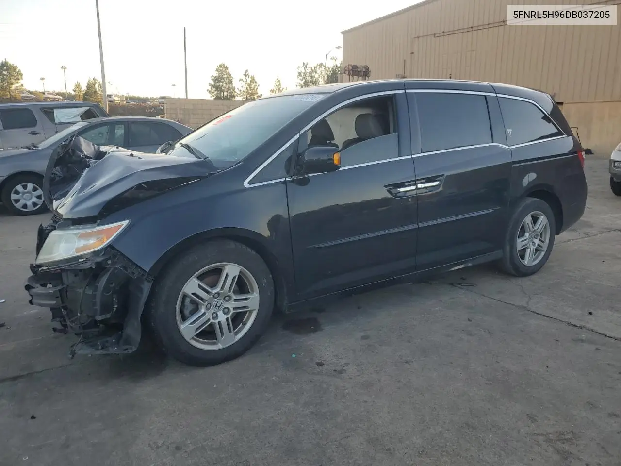 5FNRL5H96DB037205 2013 Honda Odyssey Touring