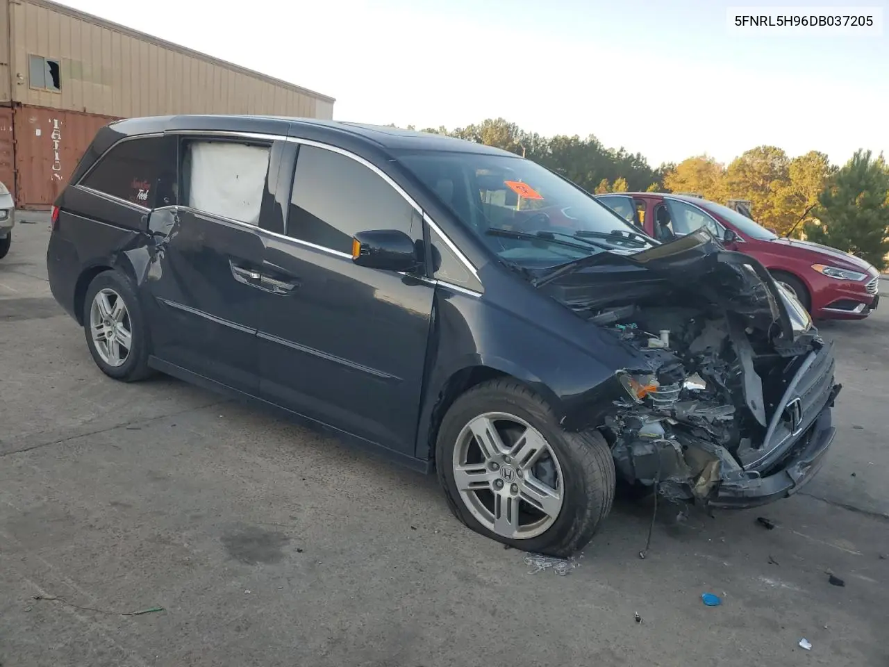5FNRL5H96DB037205 2013 Honda Odyssey Touring