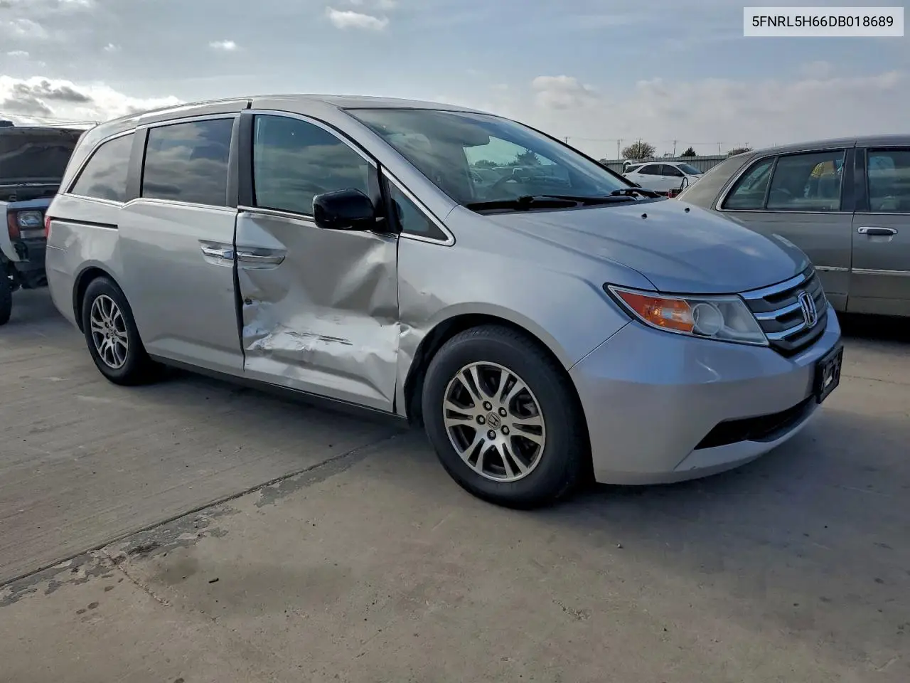 5FNRL5H66DB018689 2013 Honda Odyssey Exl