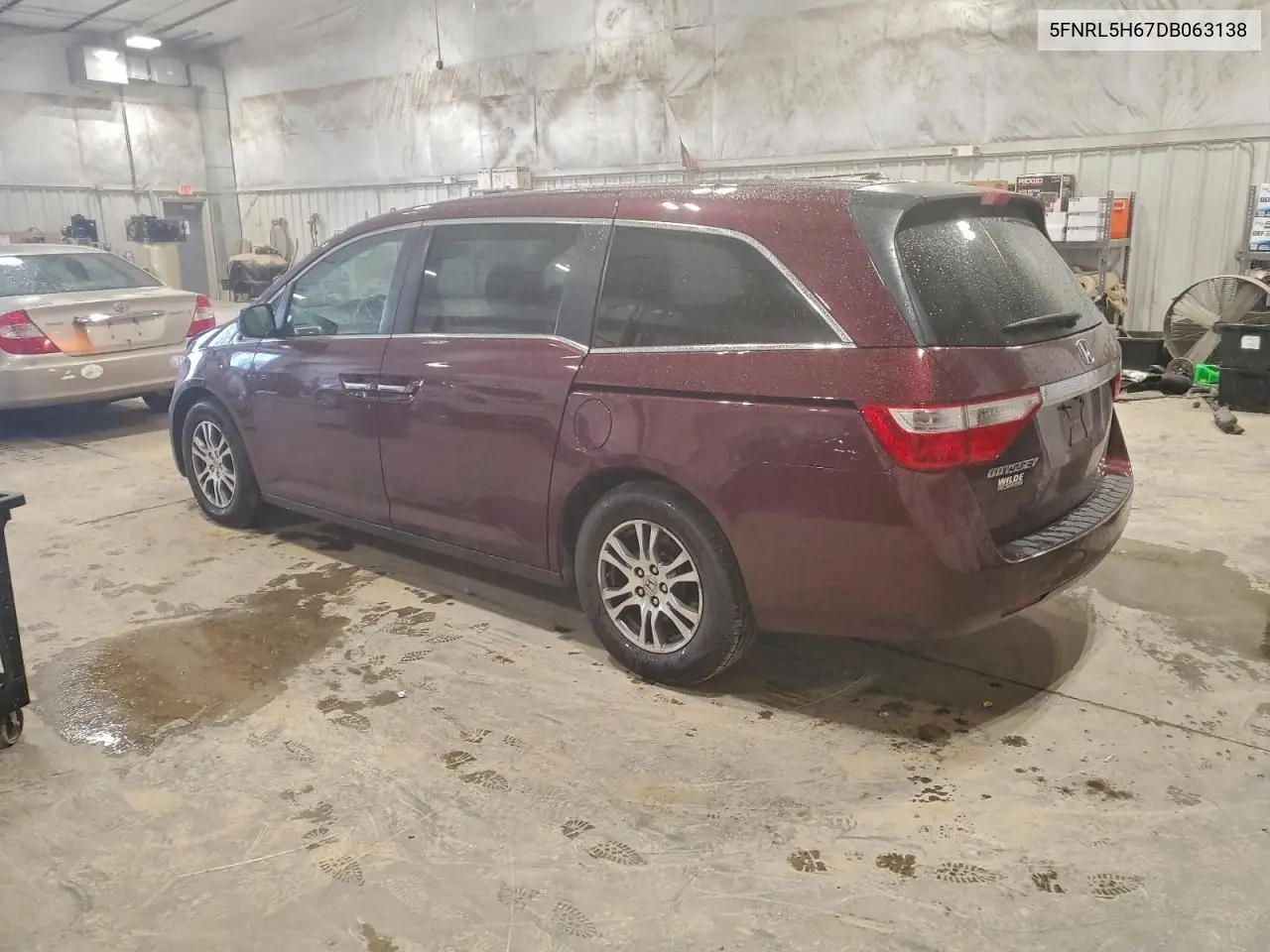 5FNRL5H67DB063138 2013 Honda Odyssey Exl