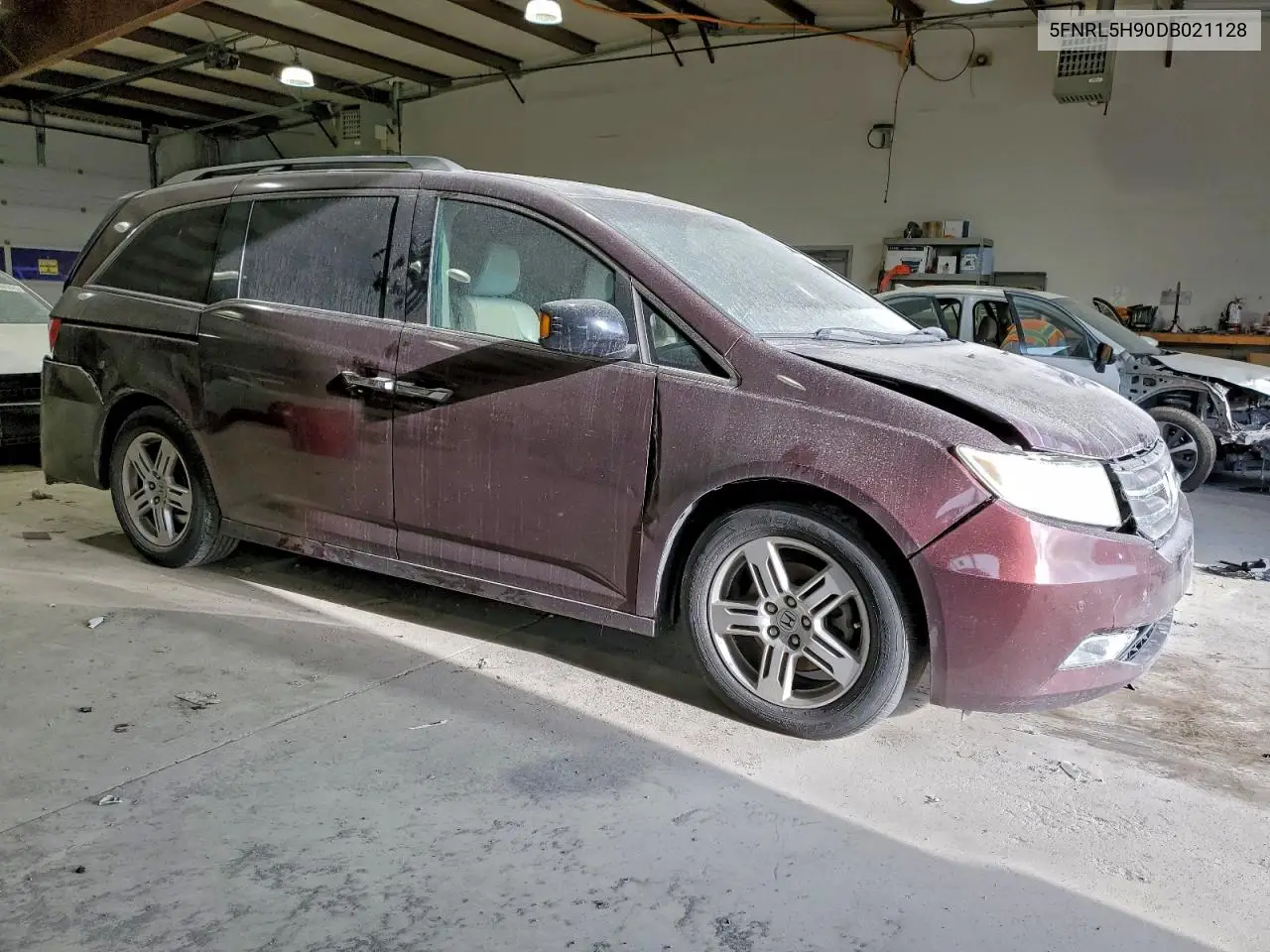 5FNRL5H90DB021128 2013 Honda Odyssey Touring