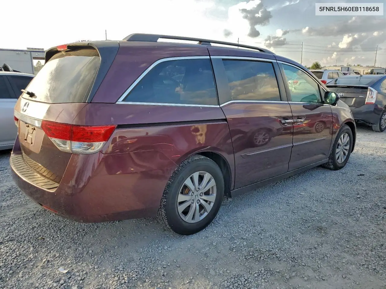 5FNRL5H60EB118658 2014 Honda Odyssey Exl