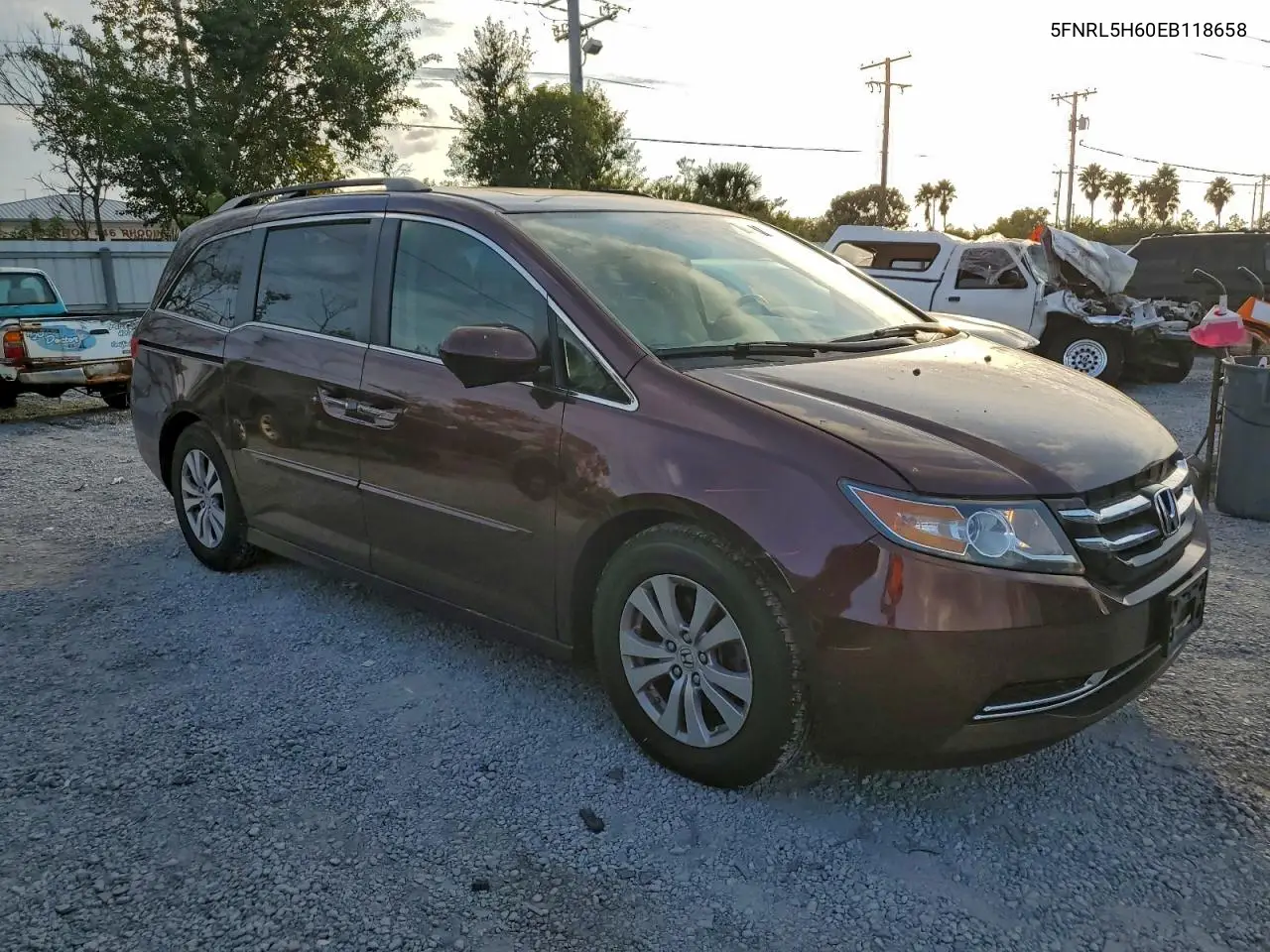 5FNRL5H60EB118658 2014 Honda Odyssey Exl
