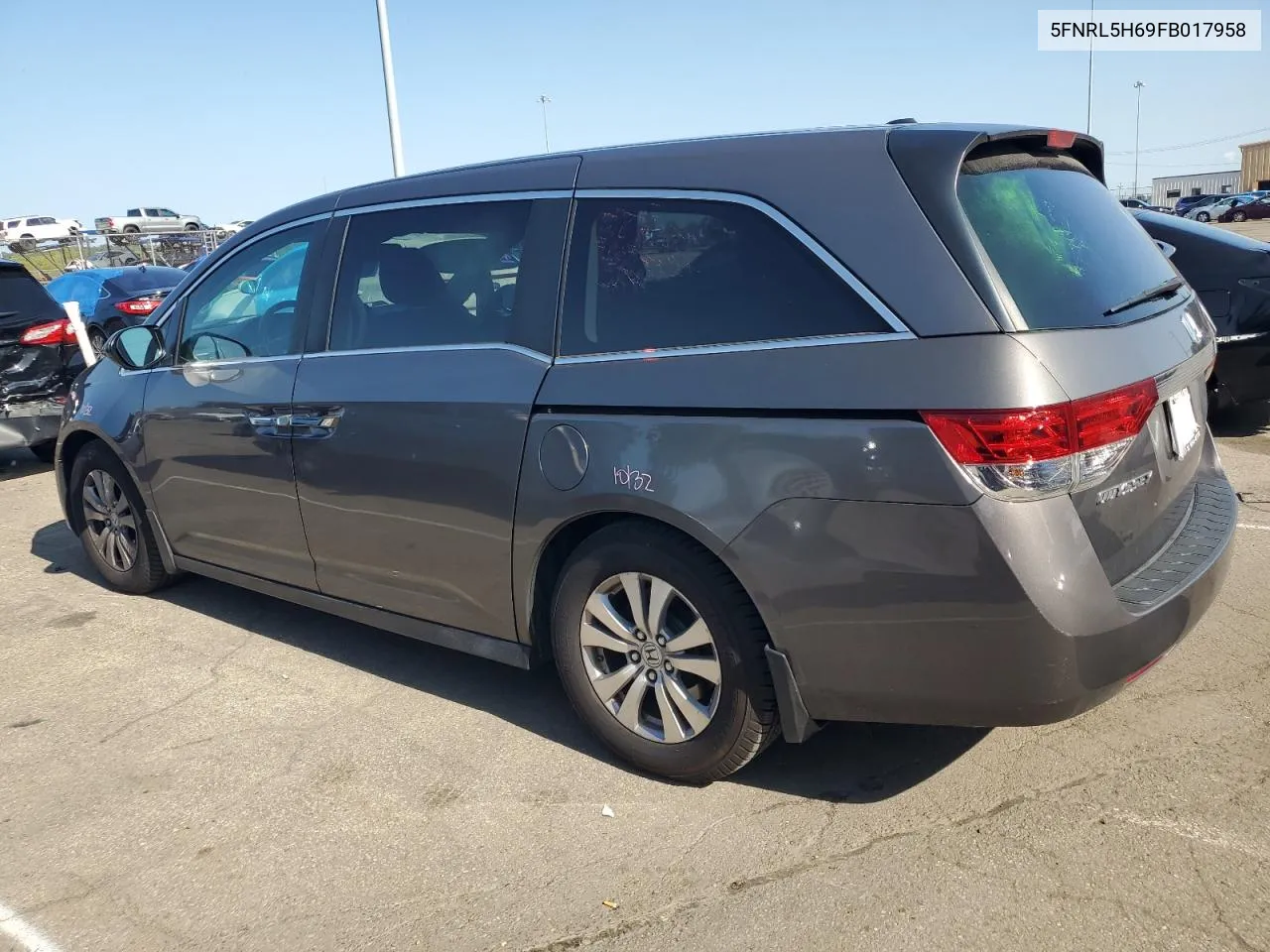 2015 Honda Odyssey Exl VIN: 5FNRL5H69FB017958 Lot: 67650344