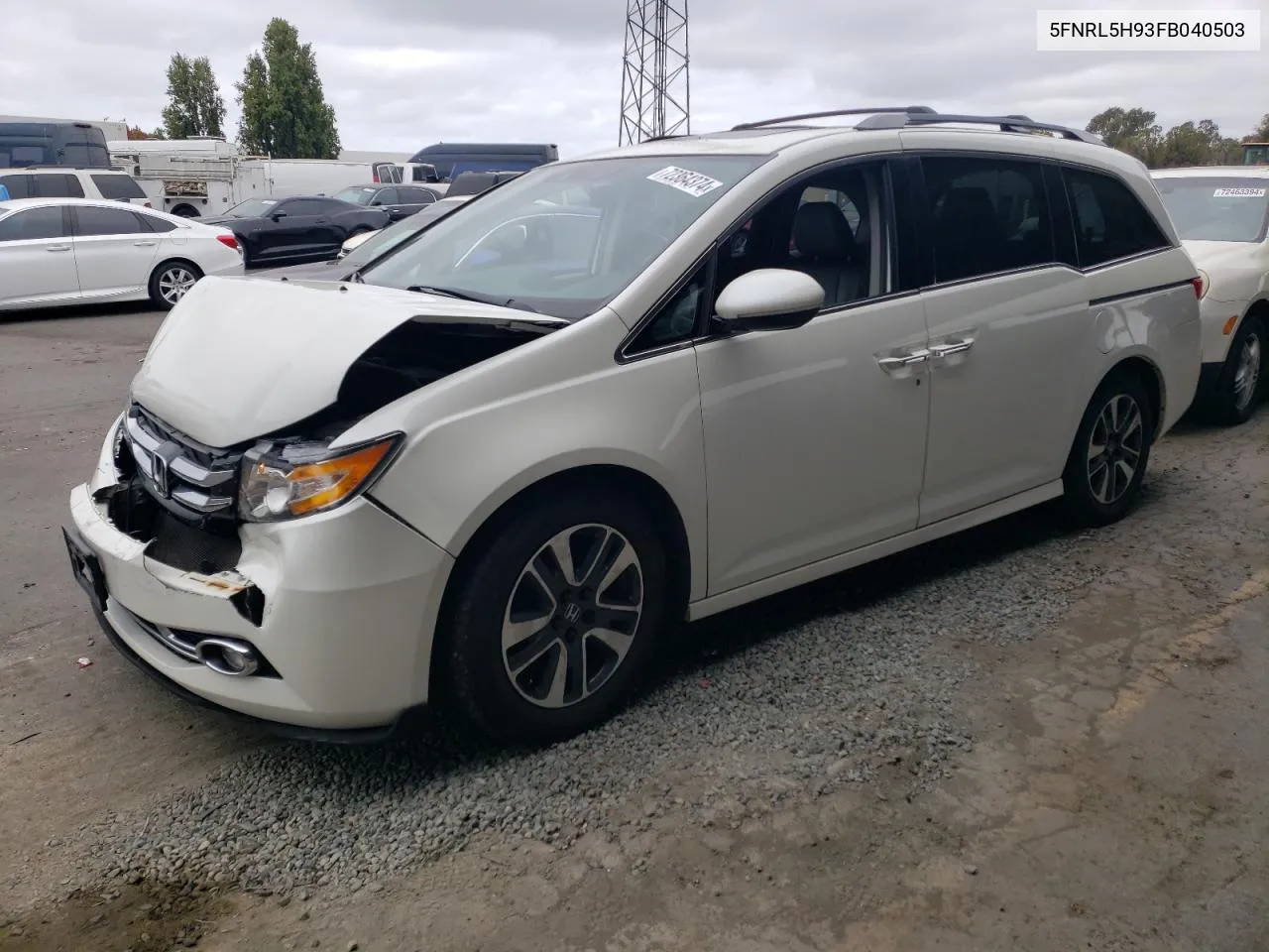 2015 Honda Odyssey Touring VIN: 5FNRL5H93FB040503 Lot: 72364374