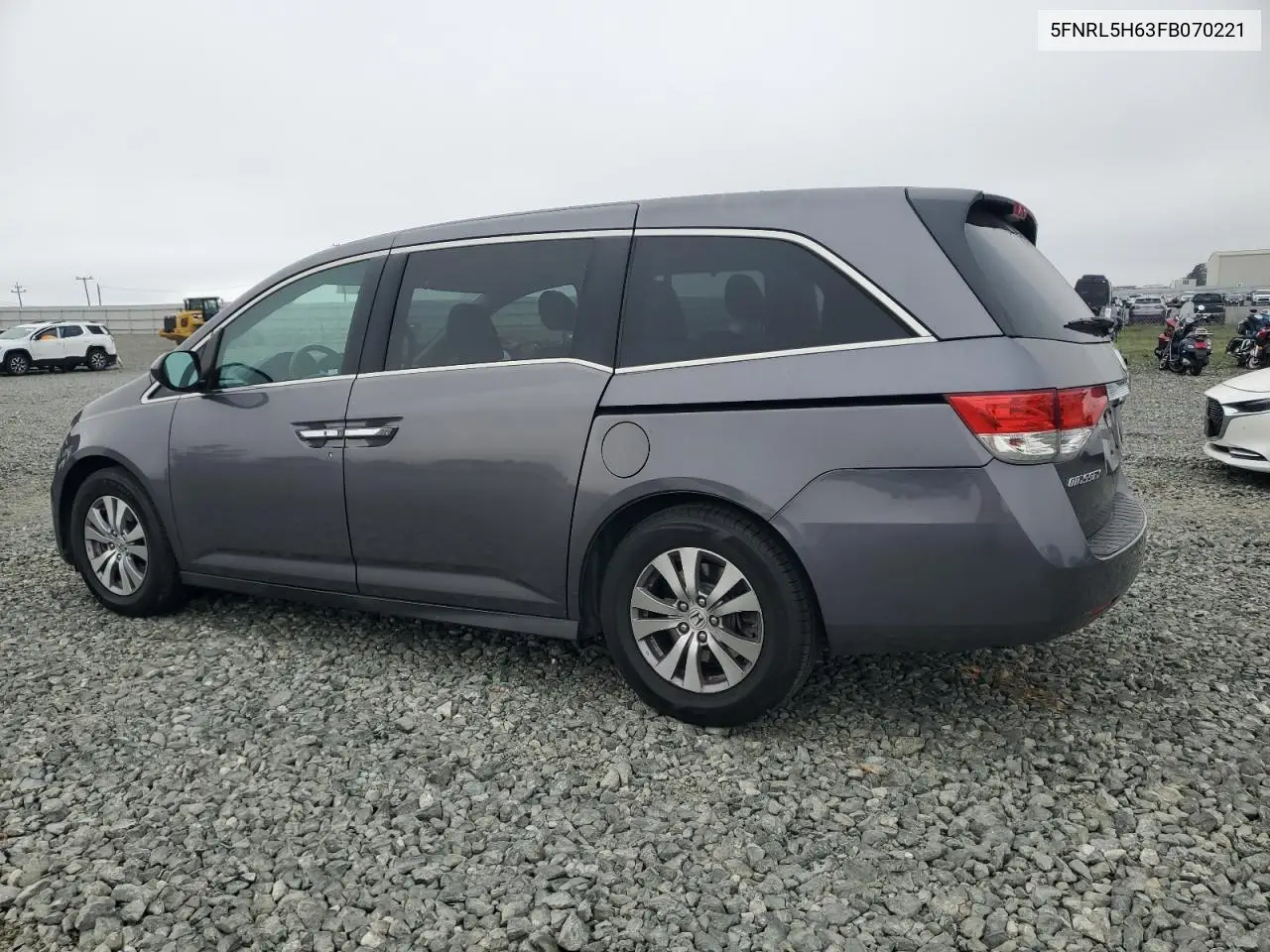5FNRL5H63FB070221 2015 Honda Odyssey Exl