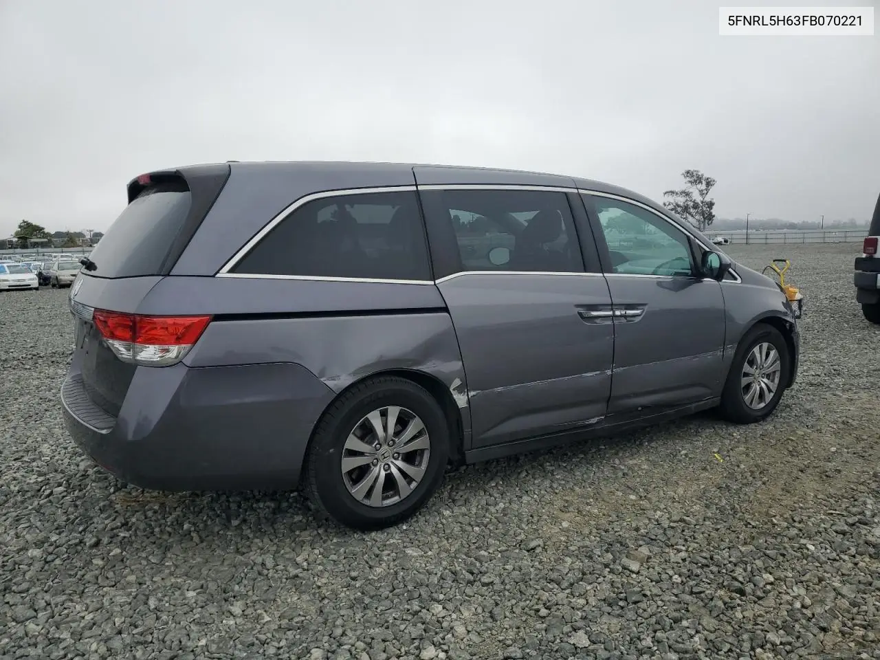 5FNRL5H63FB070221 2015 Honda Odyssey Exl