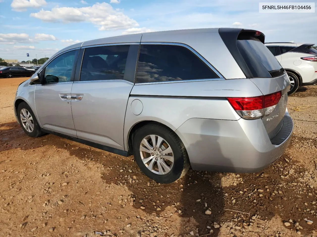 5FNRL5H46FB104456 2015 Honda Odyssey Ex