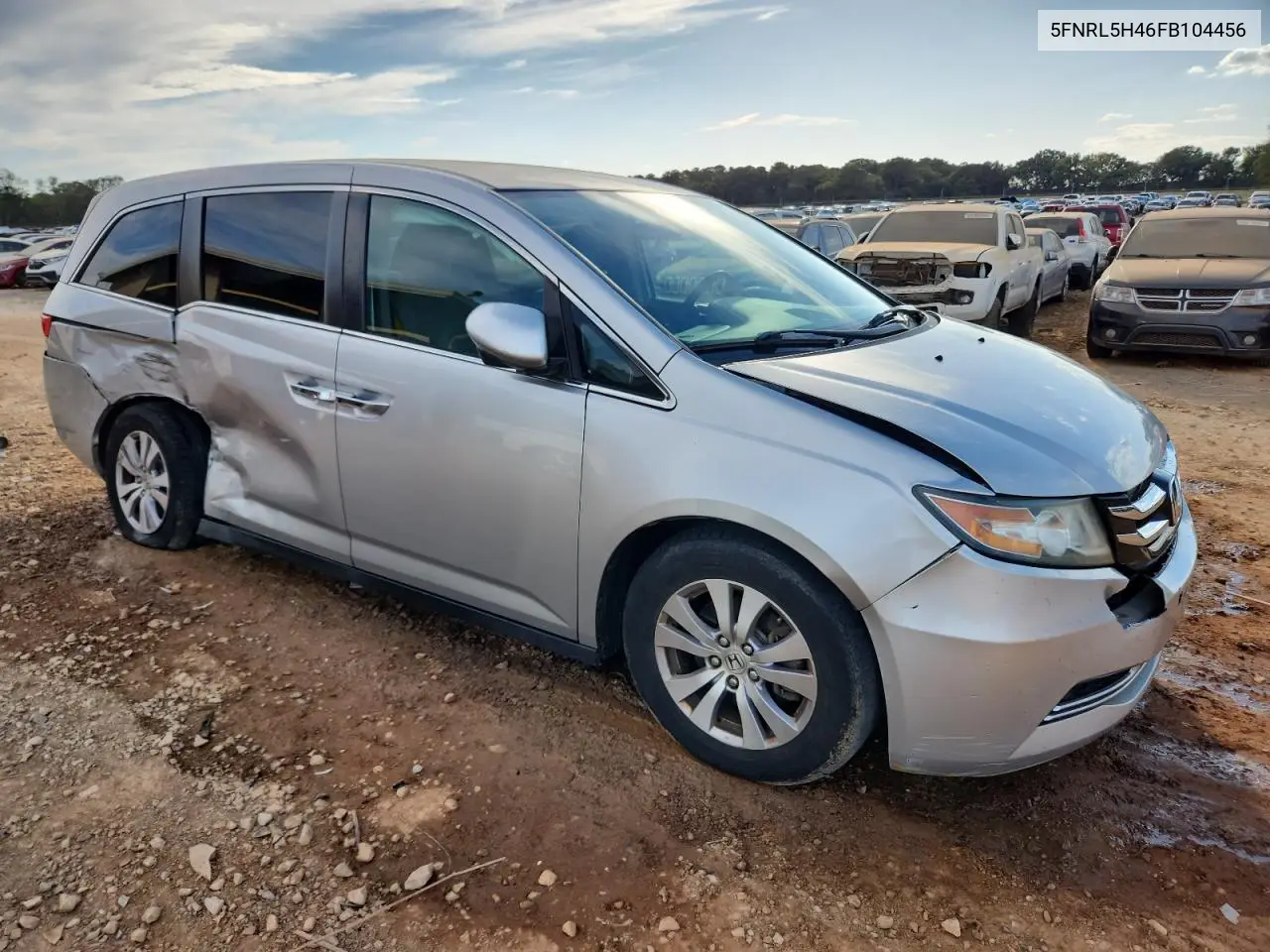 5FNRL5H46FB104456 2015 Honda Odyssey Ex
