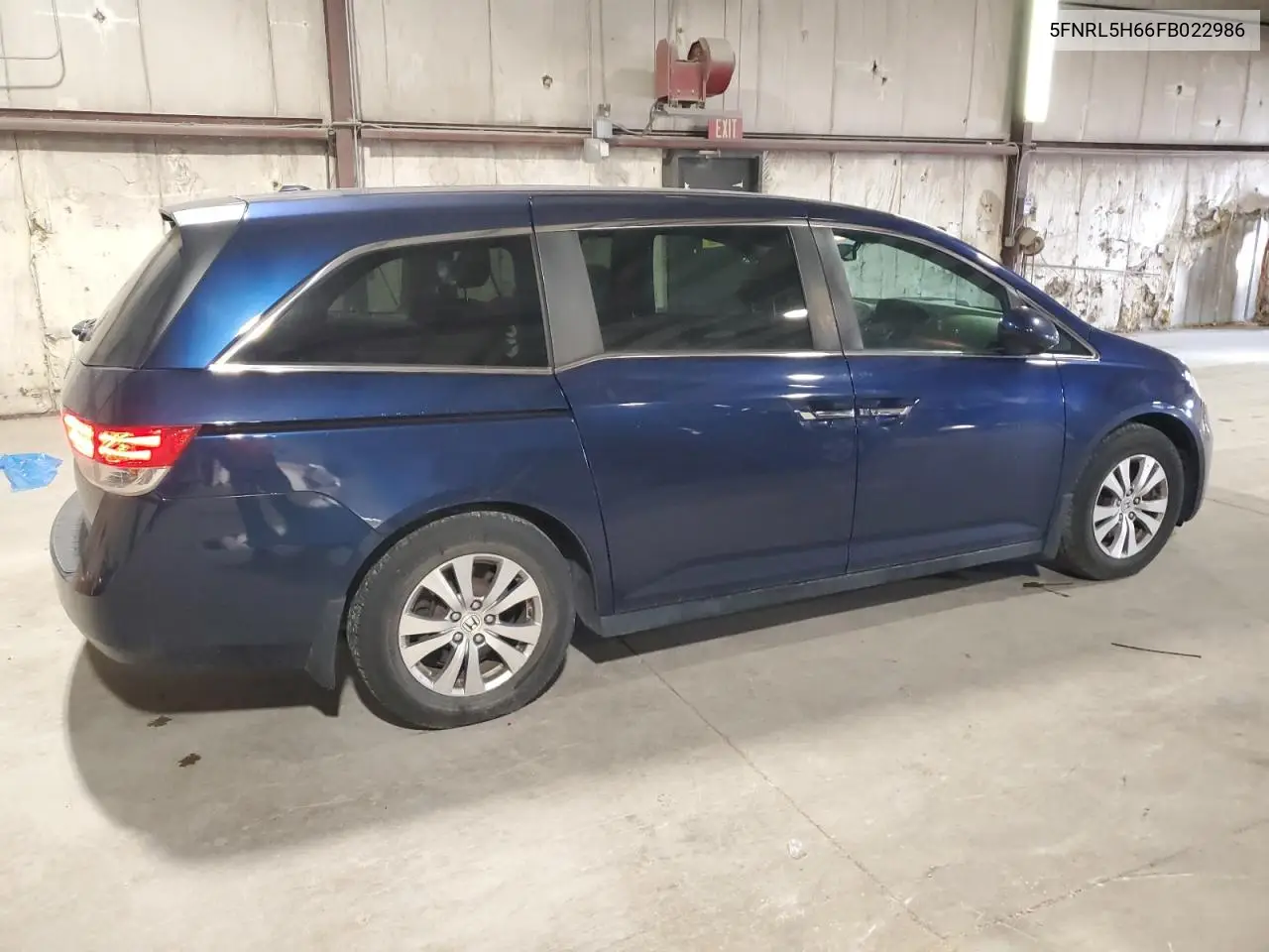 5FNRL5H66FB022986 2015 Honda Odyssey Exl