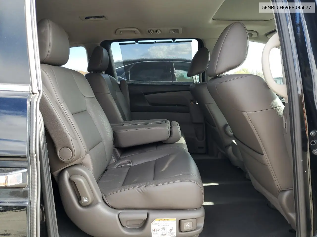 5FNRL5H69FB085077 2015 Honda Odyssey Exl