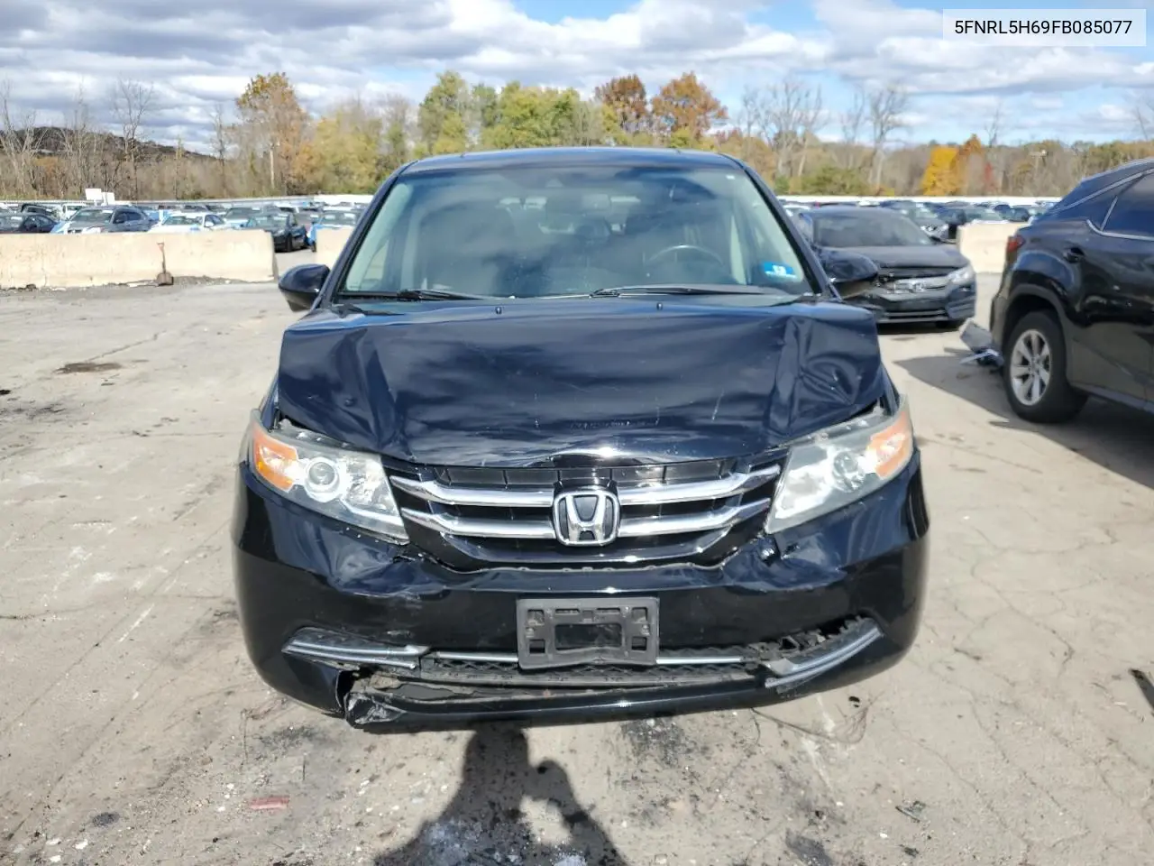 5FNRL5H69FB085077 2015 Honda Odyssey Exl