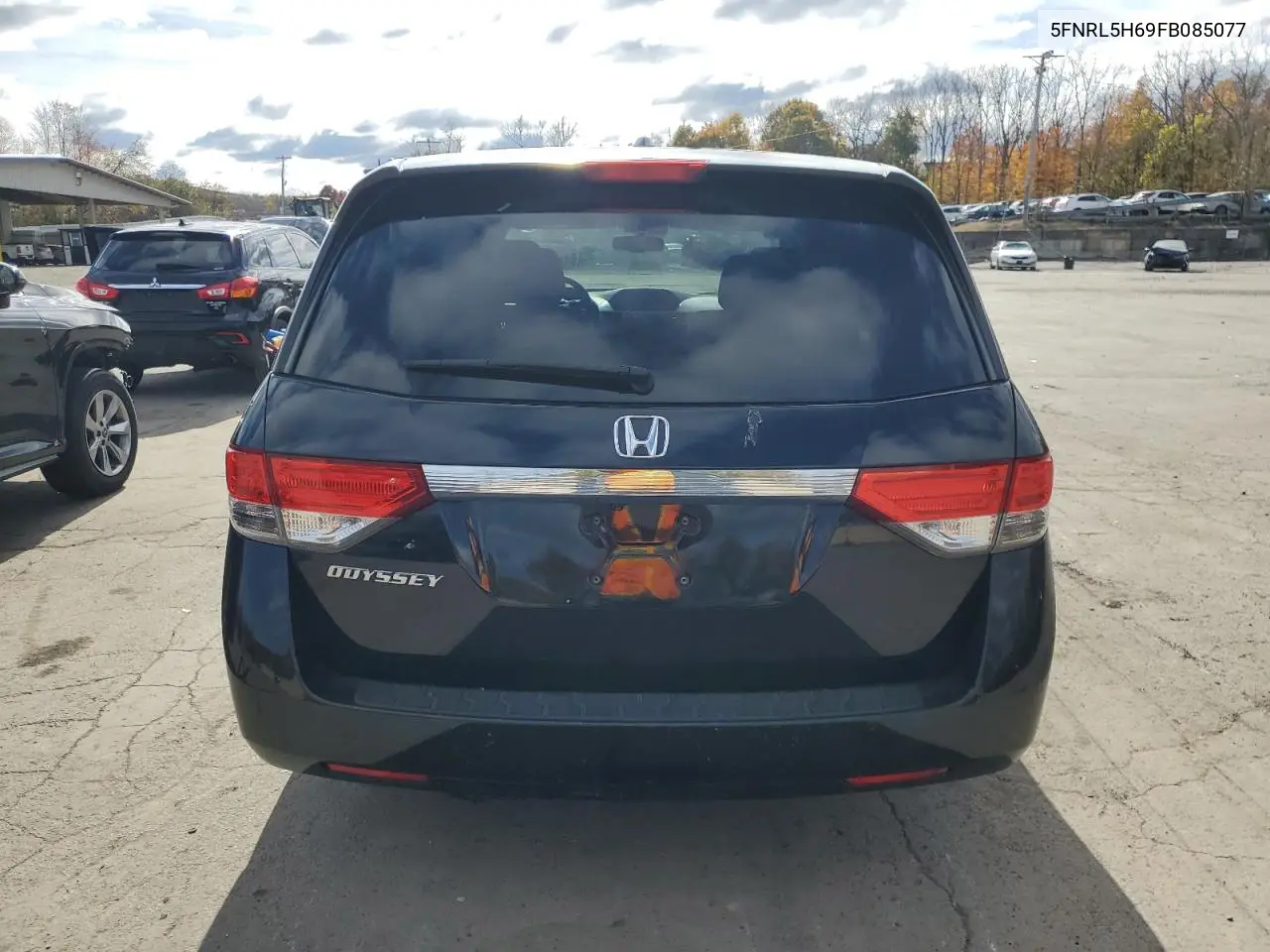 5FNRL5H69FB085077 2015 Honda Odyssey Exl