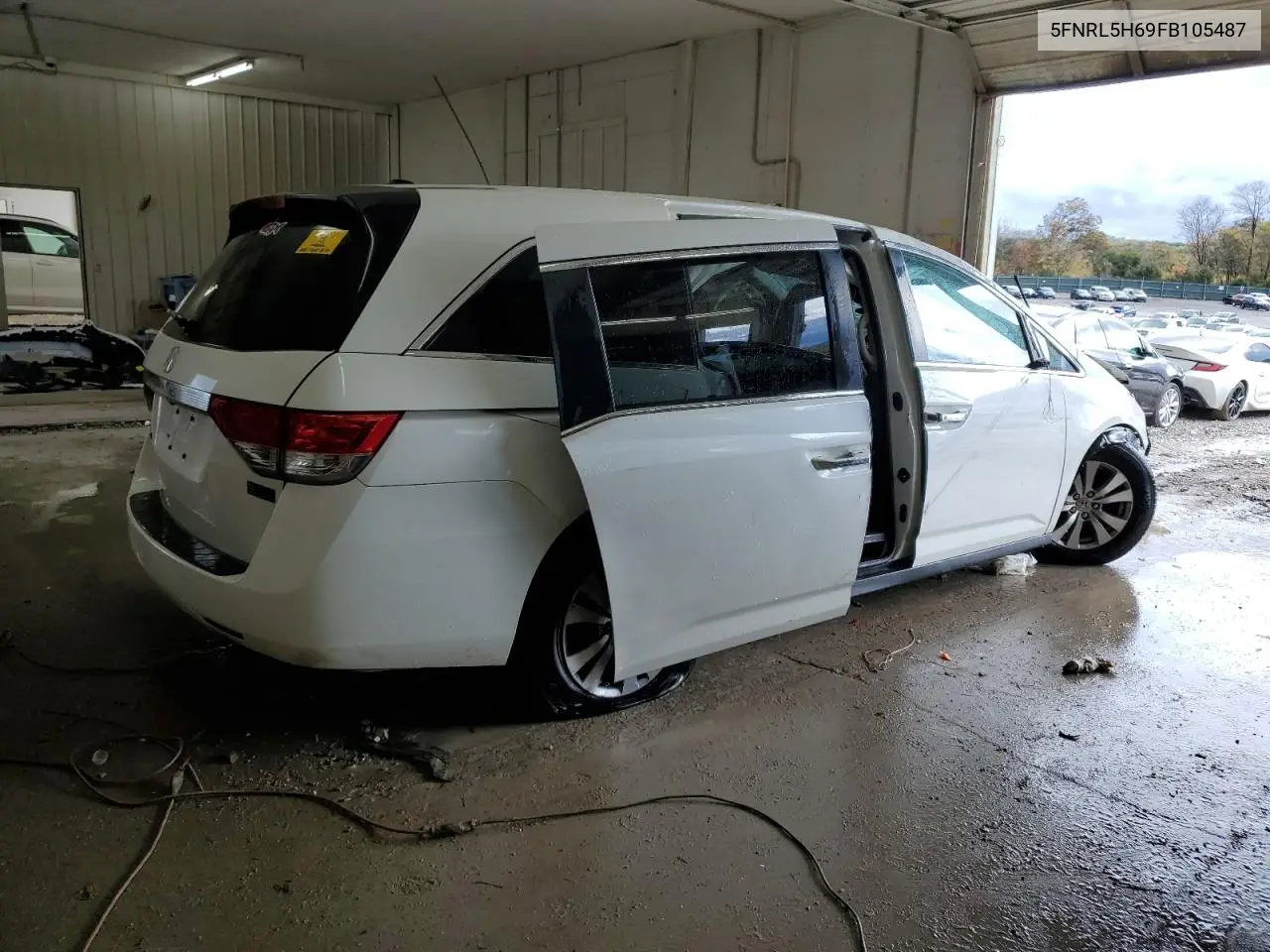 5FNRL5H69FB105487 2015 Honda Odyssey Exl
