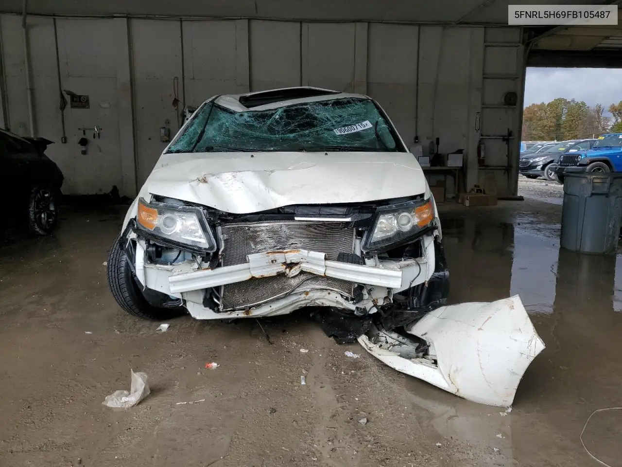 5FNRL5H69FB105487 2015 Honda Odyssey Exl