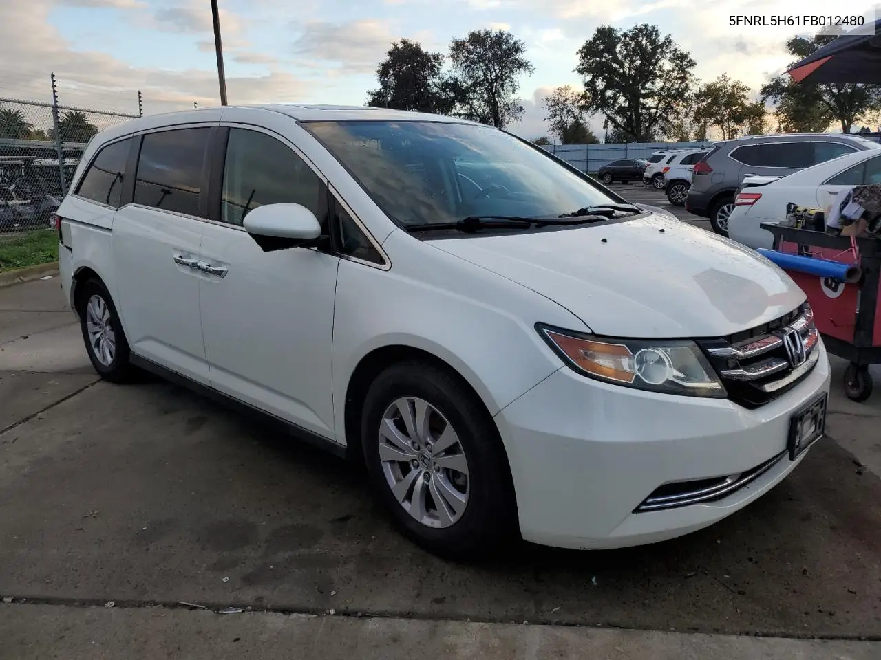 5FNRL5H61FB012480 2015 Honda Odyssey Exl