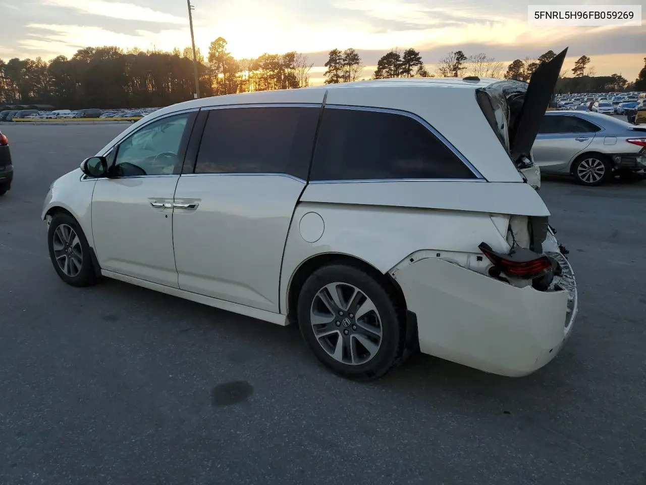 5FNRL5H96FB059269 2015 Honda Odyssey Touring