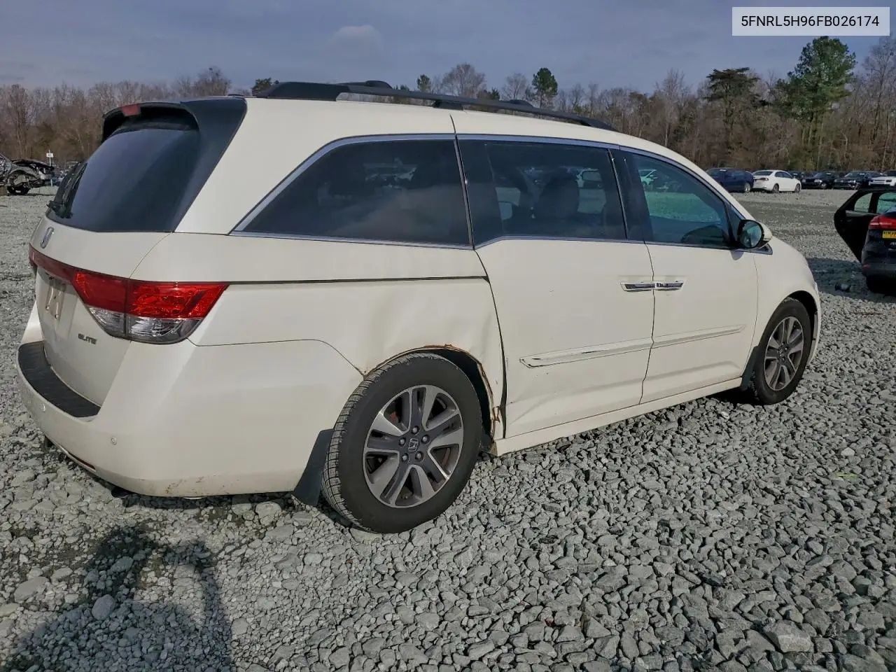 5FNRL5H96FB026174 2015 Honda Odyssey Touring