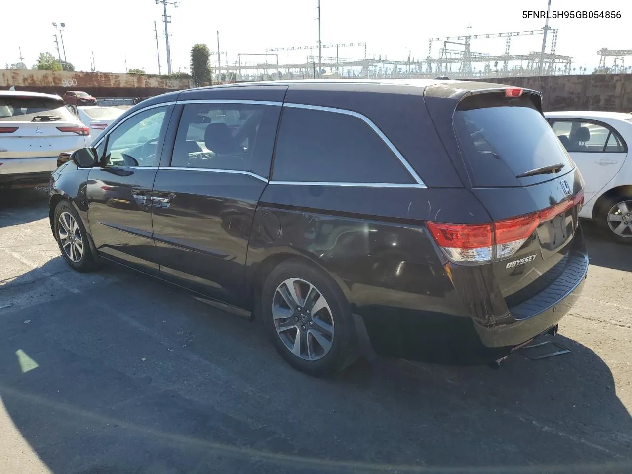 5FNRL5H95GB054856 2016 Honda Odyssey Touring