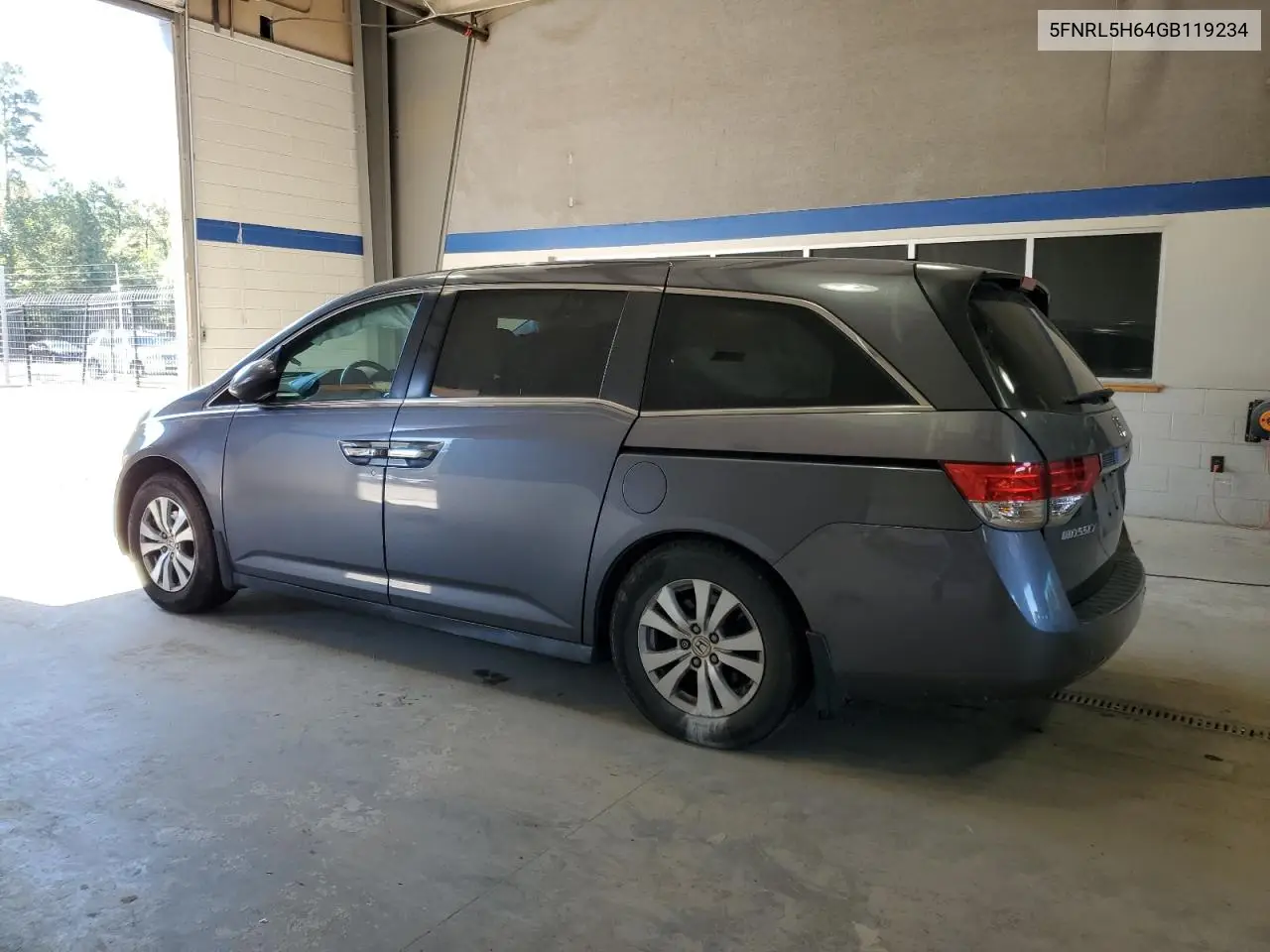 5FNRL5H64GB119234 2016 Honda Odyssey Exl