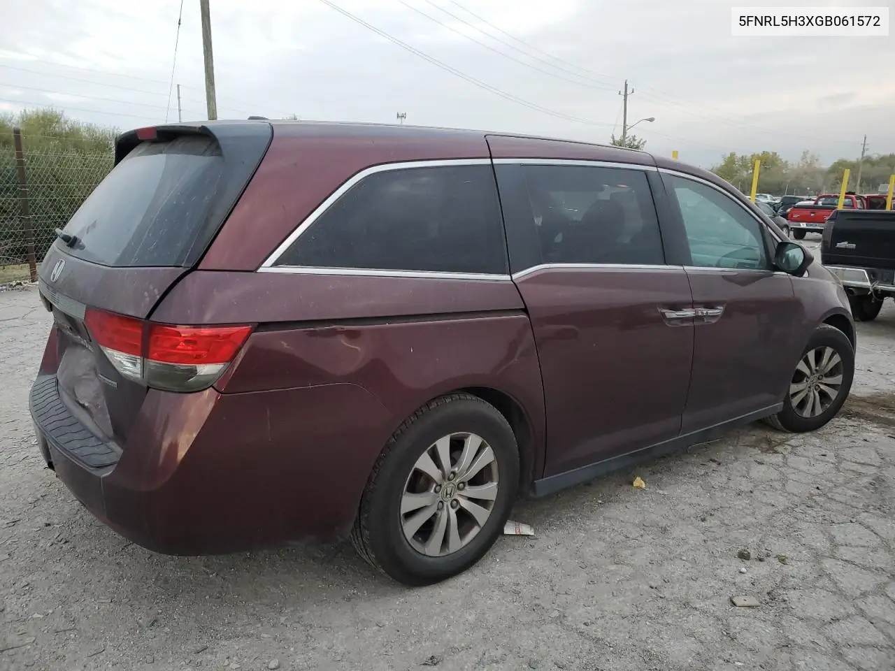 5FNRL5H3XGB061572 2016 Honda Odyssey Se