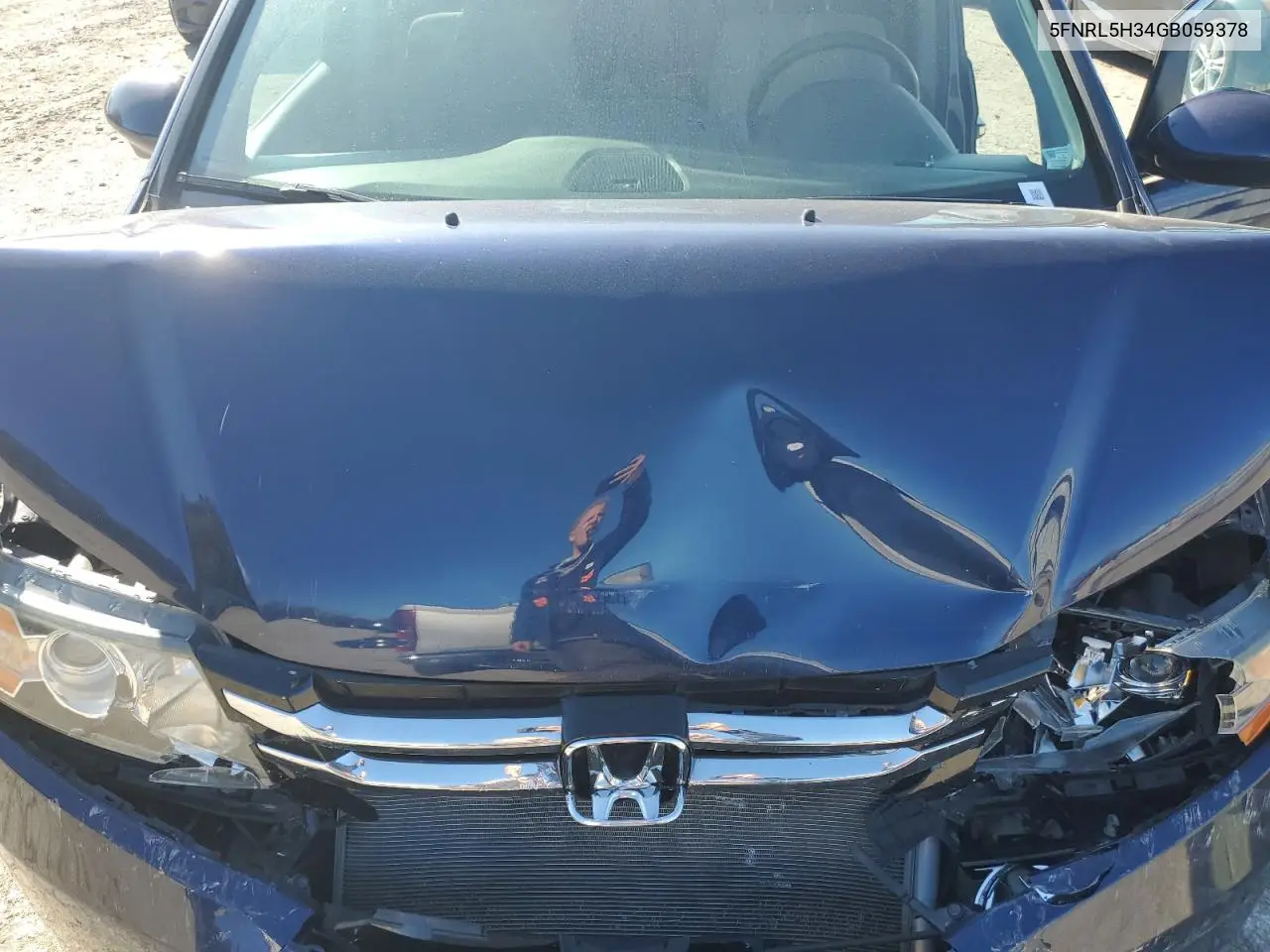 5FNRL5H34GB059378 2016 Honda Odyssey Se