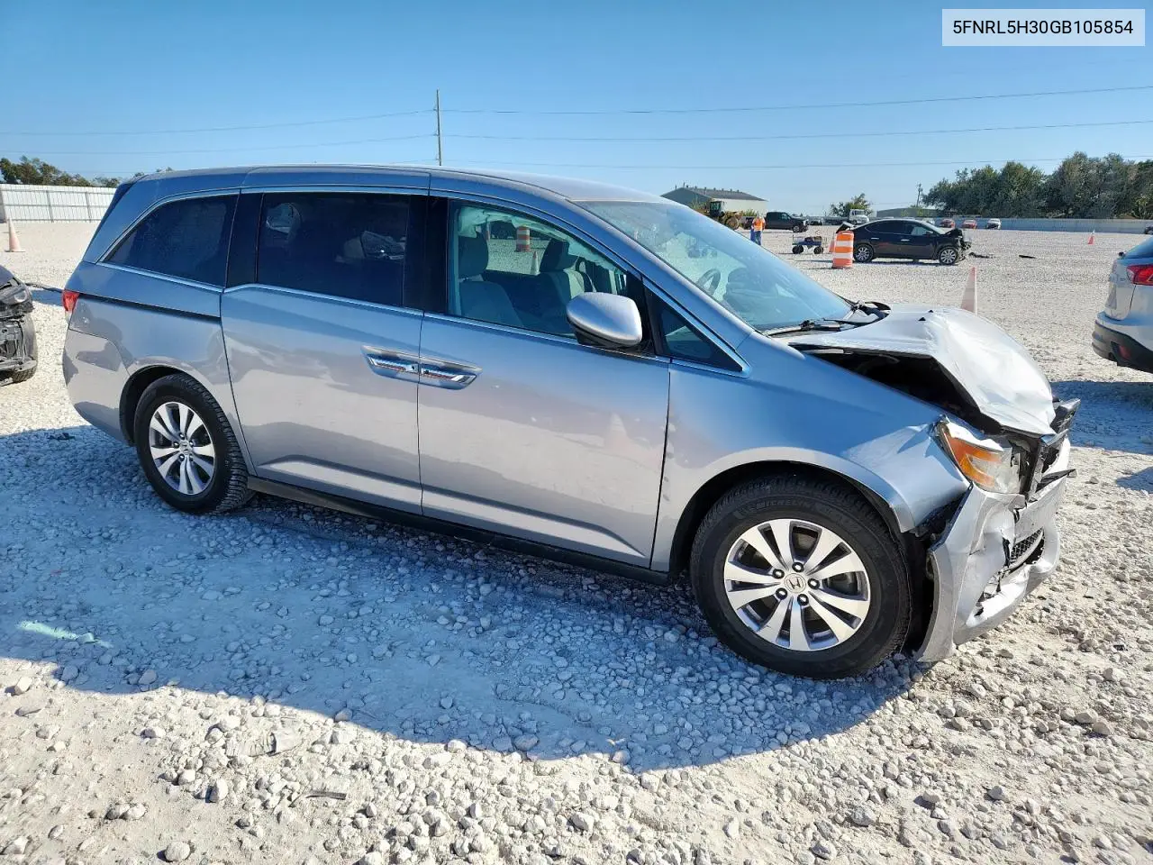 5FNRL5H30GB105854 2016 Honda Odyssey Se