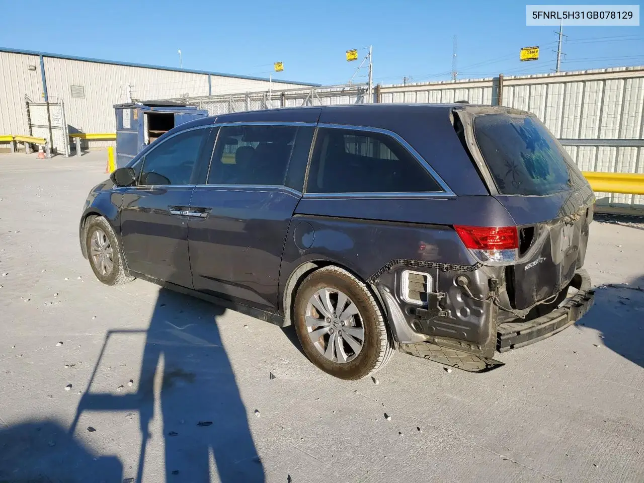 5FNRL5H31GB078129 2016 Honda Odyssey Se