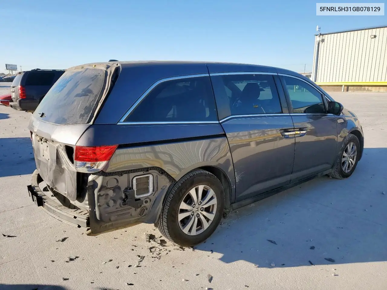 5FNRL5H31GB078129 2016 Honda Odyssey Se