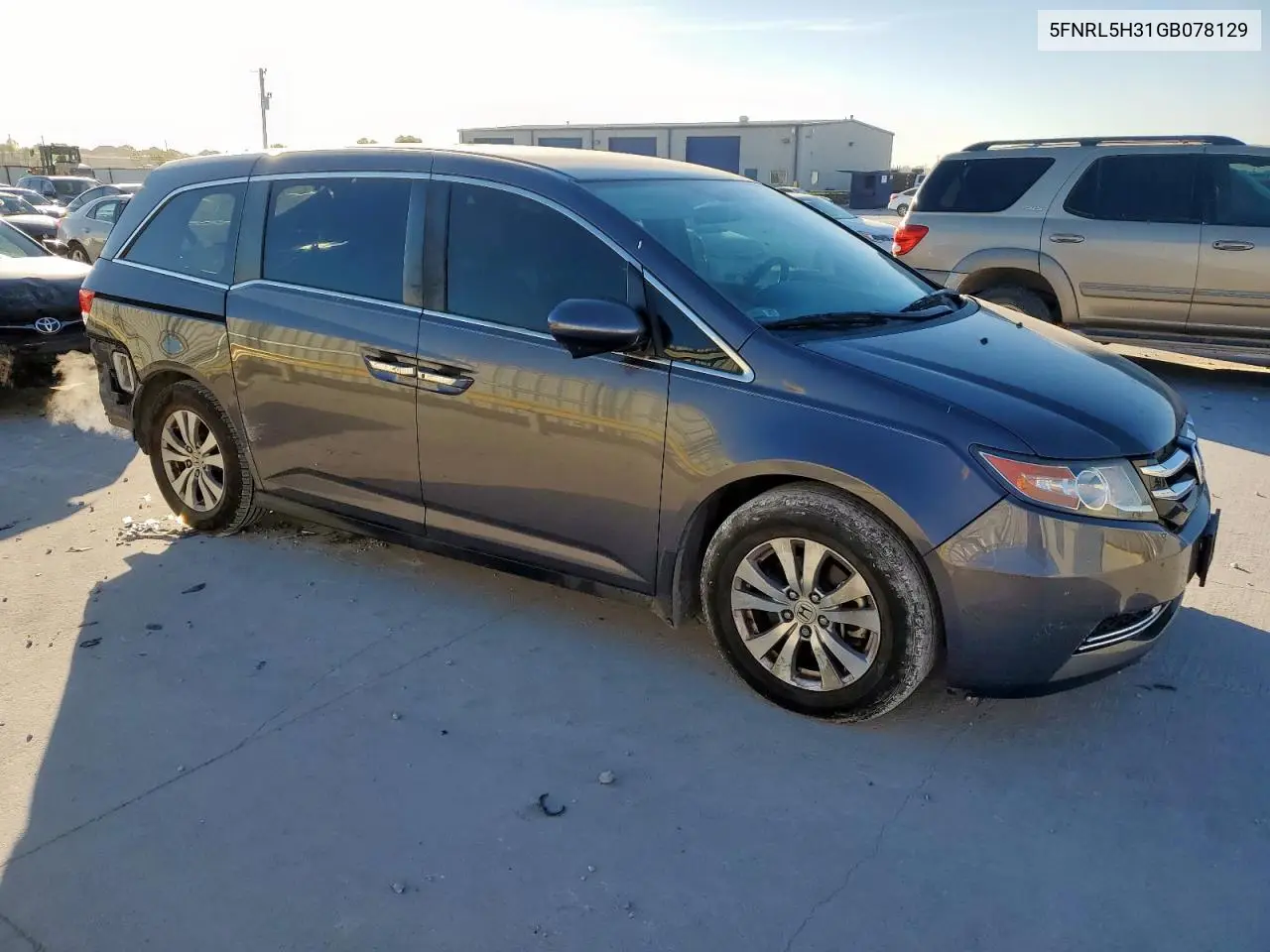 5FNRL5H31GB078129 2016 Honda Odyssey Se
