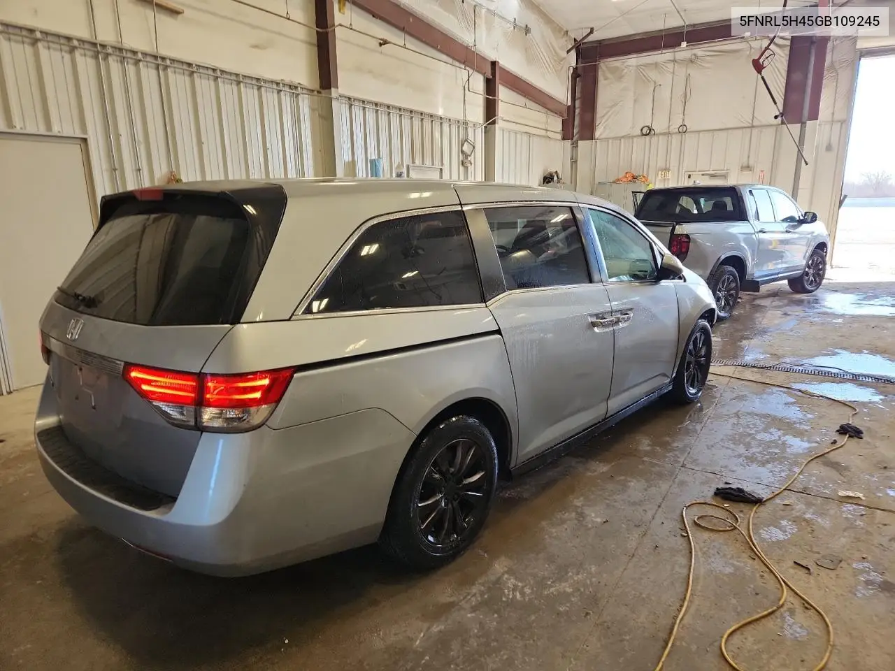 5FNRL5H45GB109245 2016 Honda Odyssey Ex