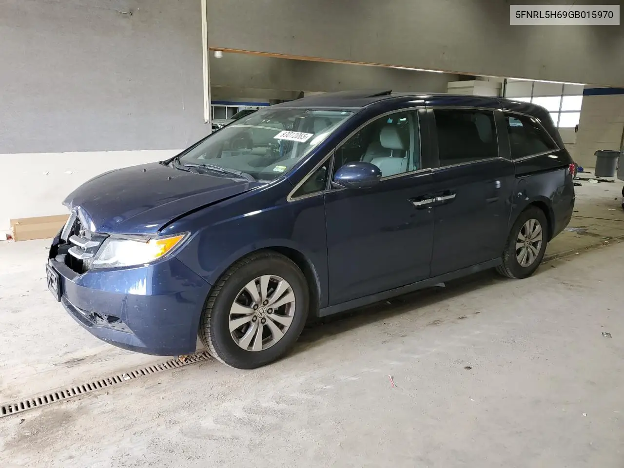 5FNRL5H69GB015970 2016 Honda Odyssey Exl