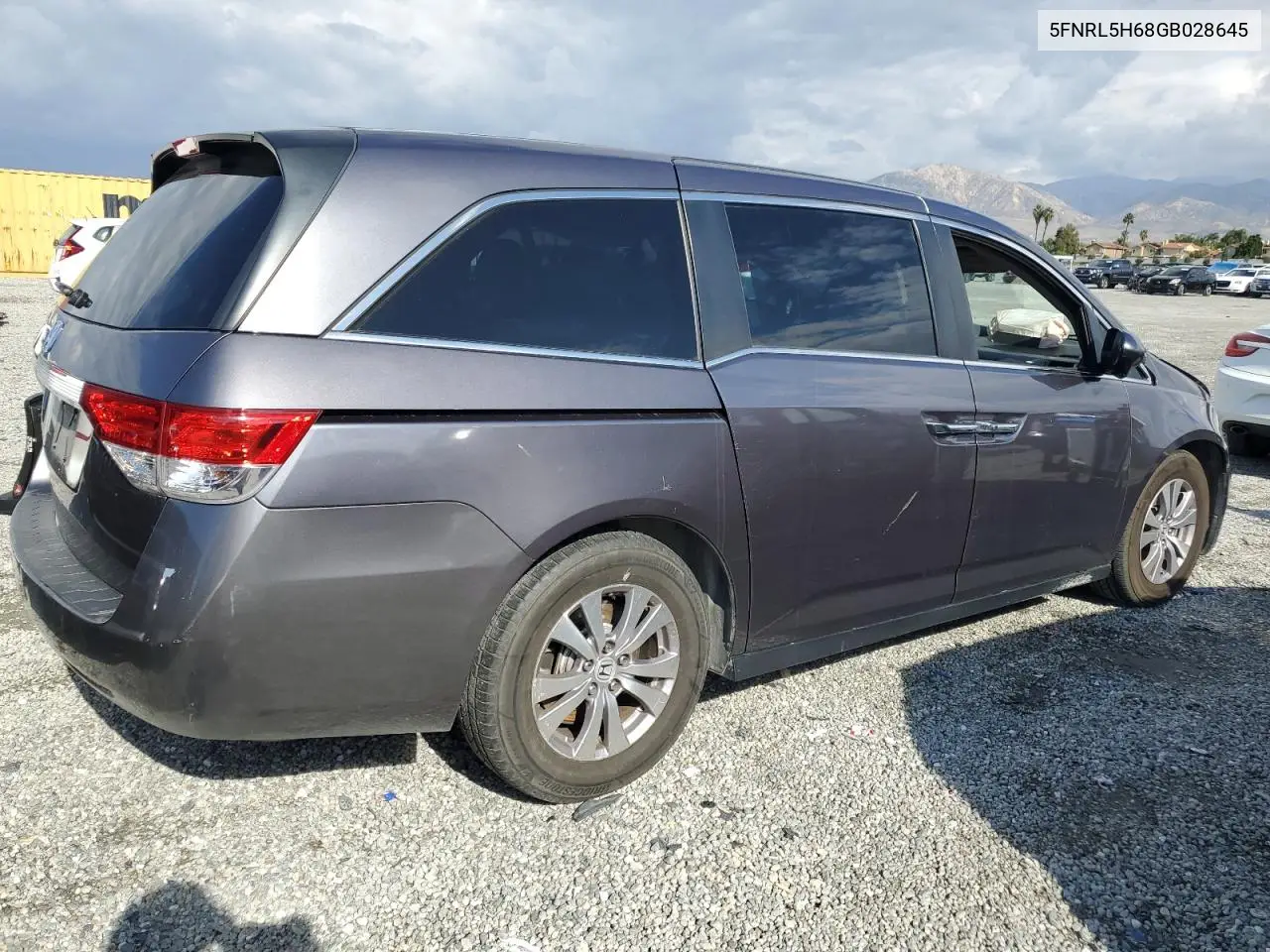 5FNRL5H68GB028645 2016 Honda Odyssey Exl