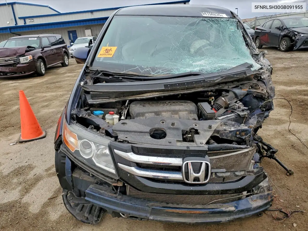 5FNRL5H30GB091955 2016 Honda Odyssey Se