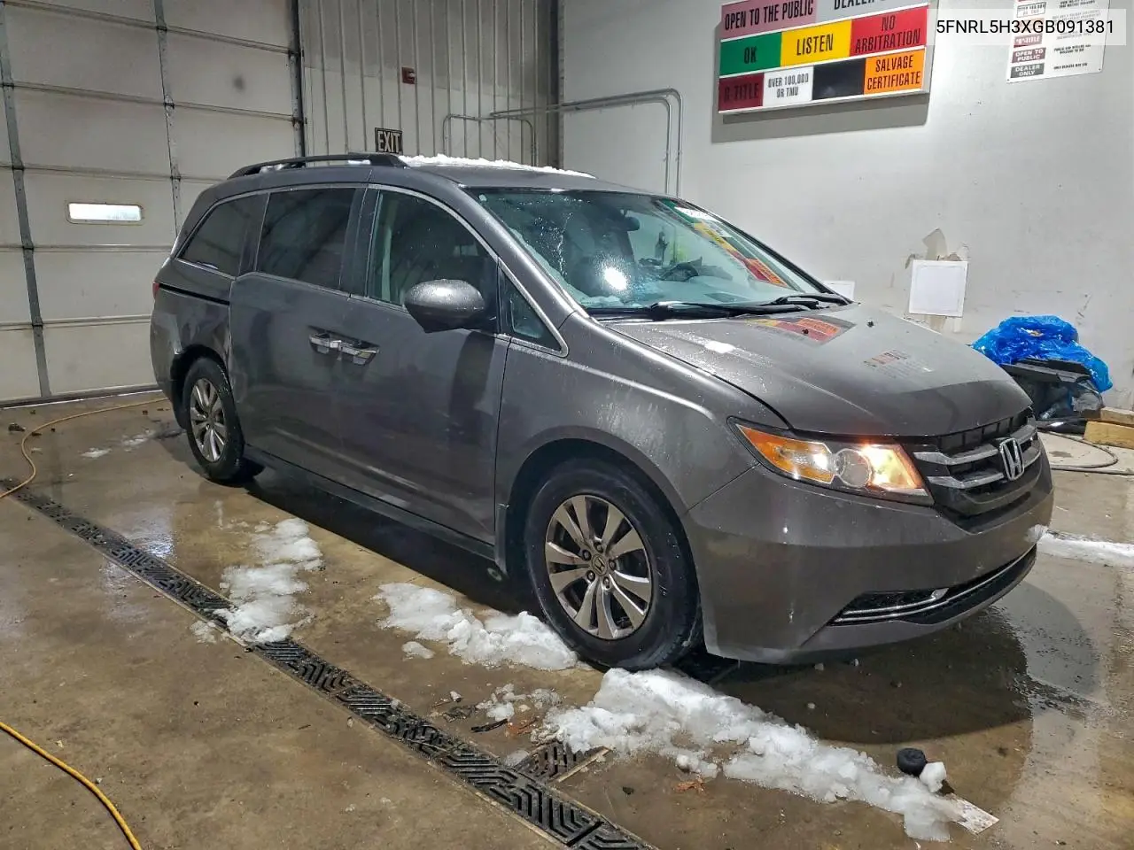 5FNRL5H3XGB091381 2016 Honda Odyssey Se