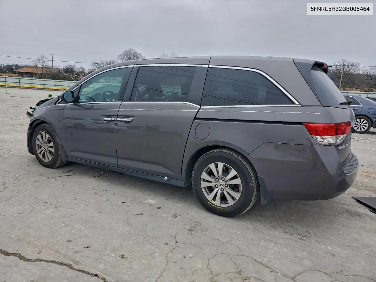 5FNRL5H32GB005464 2016 Honda Odyssey Se
