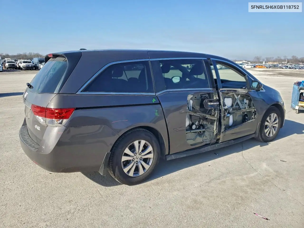 5FNRL5H6XGB118752 2016 Honda Odyssey Exl
