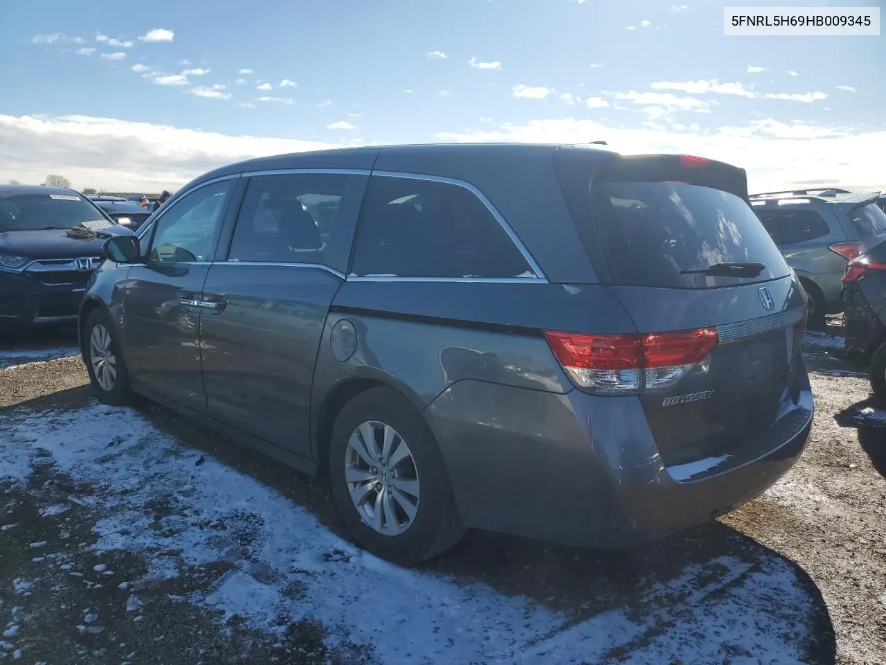 5FNRL5H69HB009345 2017 Honda Odyssey Exl