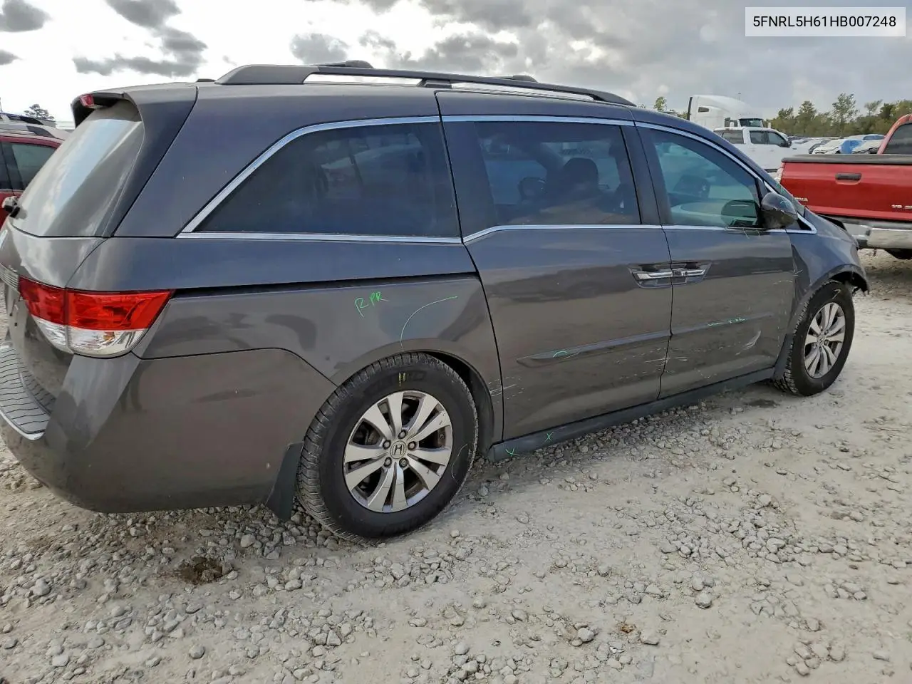 5FNRL5H61HB007248 2017 Honda Odyssey Exl