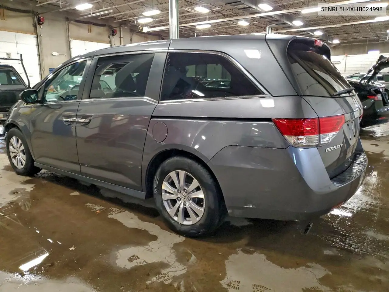 5FNRL5H4XHB024998 2017 Honda Odyssey Ex