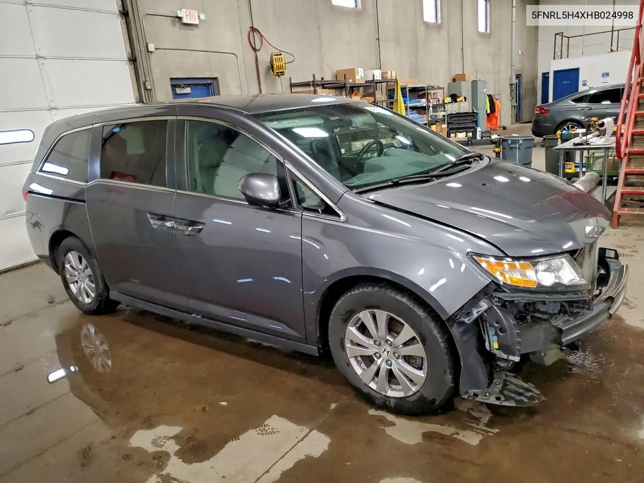 5FNRL5H4XHB024998 2017 Honda Odyssey Ex