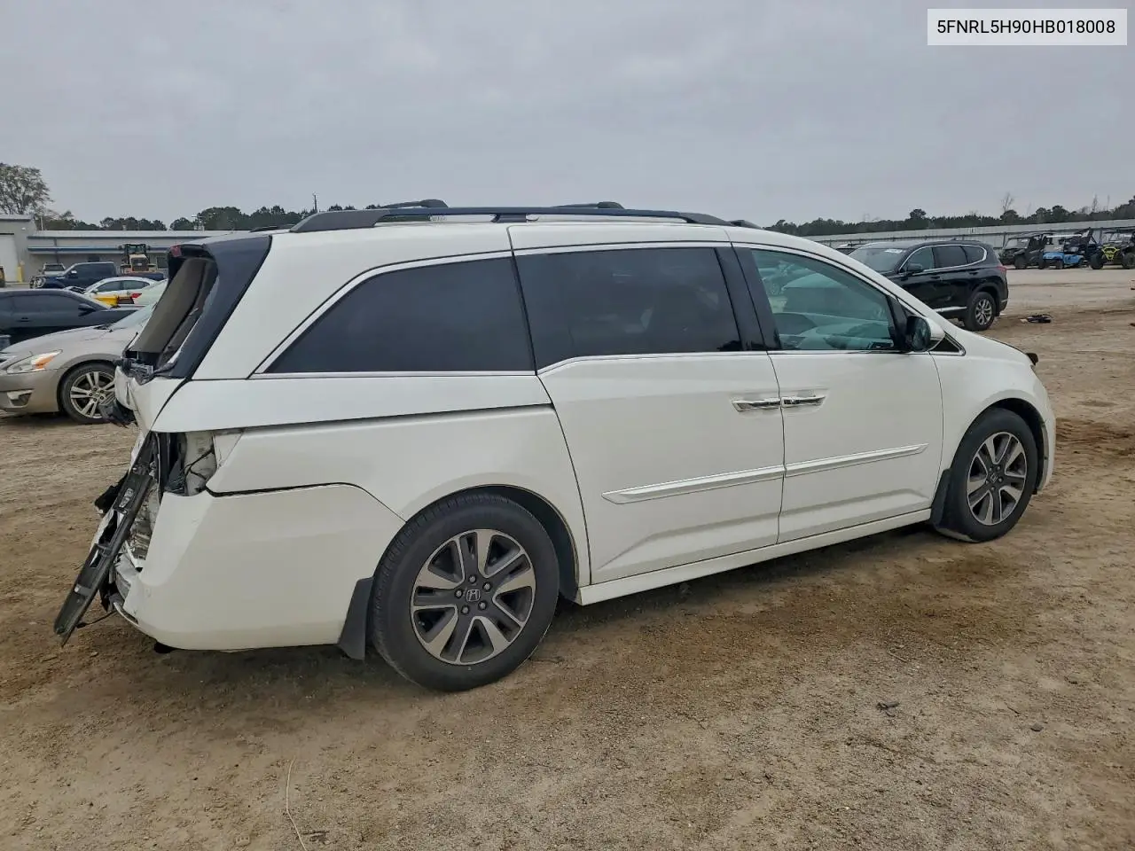 5FNRL5H90HB018008 2017 Honda Odyssey Touring