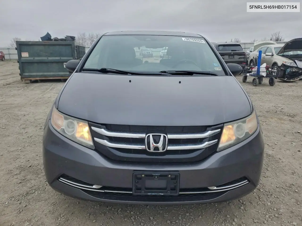 5FNRL5H69HB017154 2017 Honda Odyssey Exl