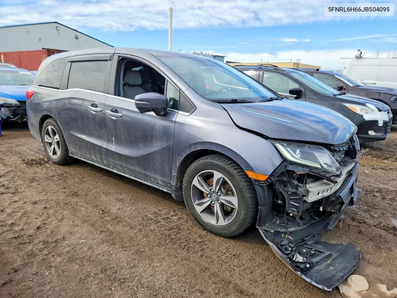 5FNRL6H66JB504095 2018 Honda Odyssey Exl