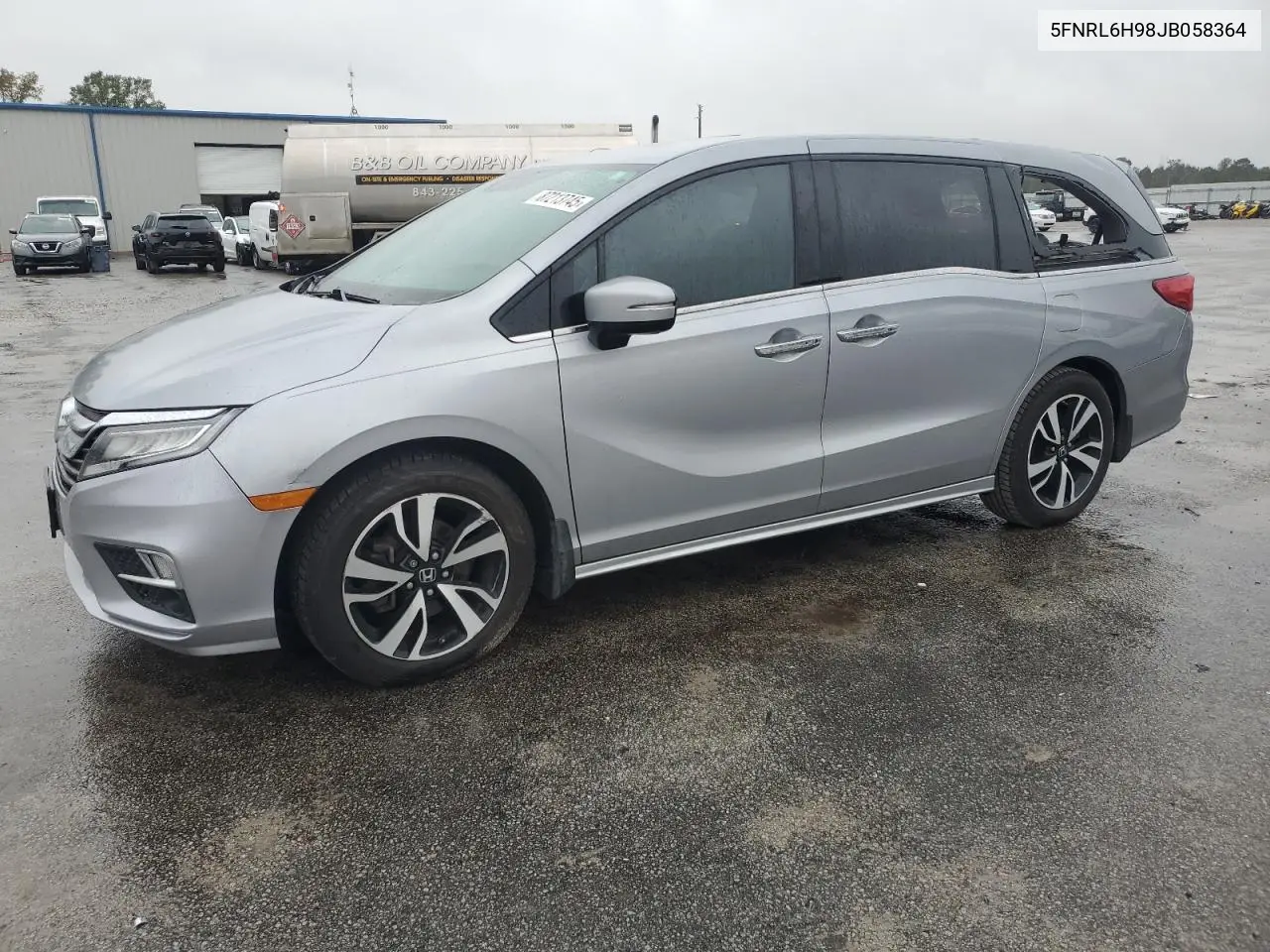 5FNRL6H98JB058364 2018 Honda Odyssey Elite